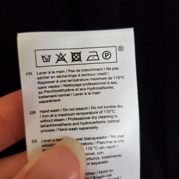 Maje Motif sweater in chevron knit black - Picture 12 of 13